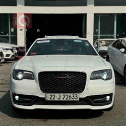 کرایسلەر 300